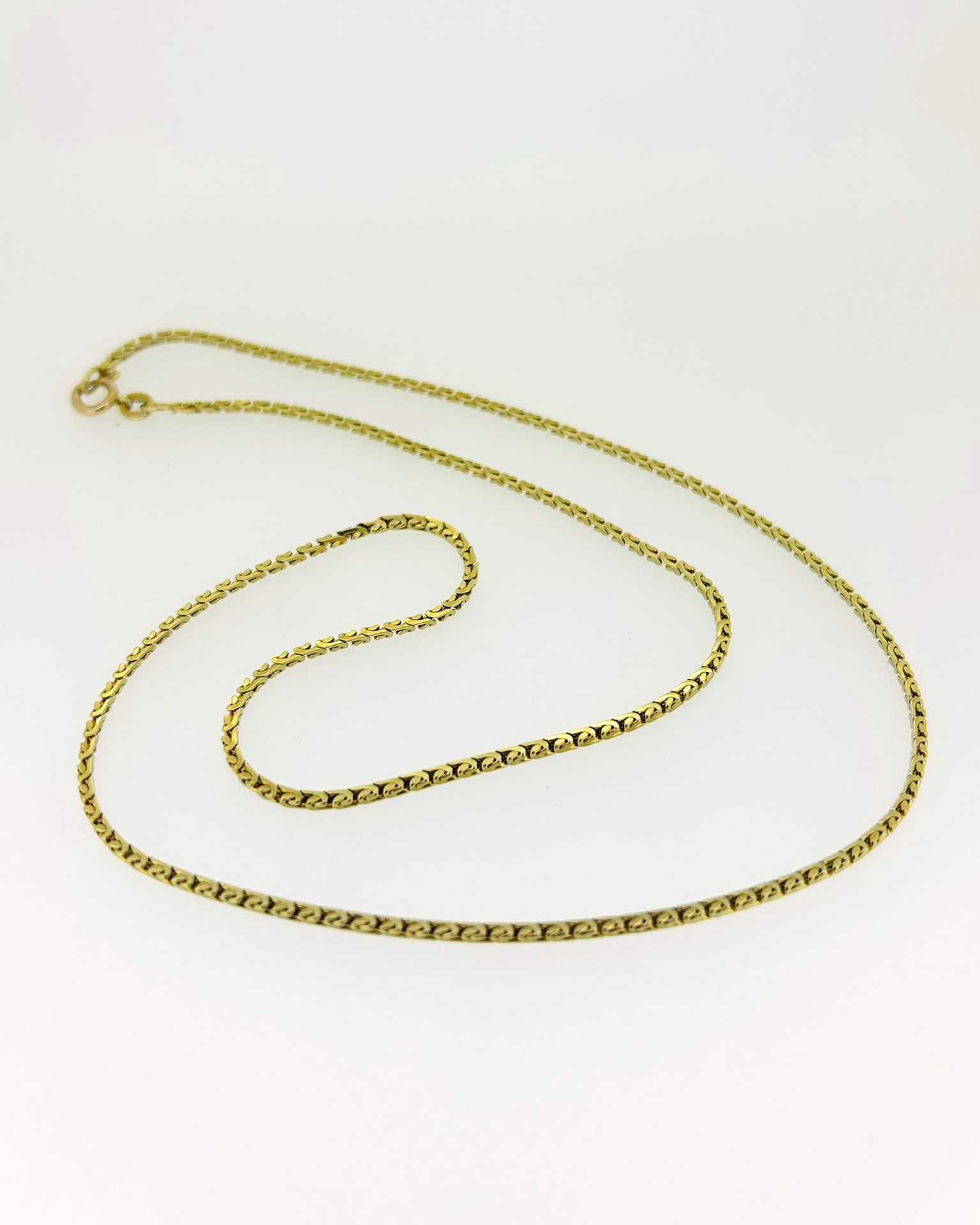 14-carat Yellow Gold Square Link Chain 52 cm, A square link chain in yellow gold. Weight: 11.2 g.