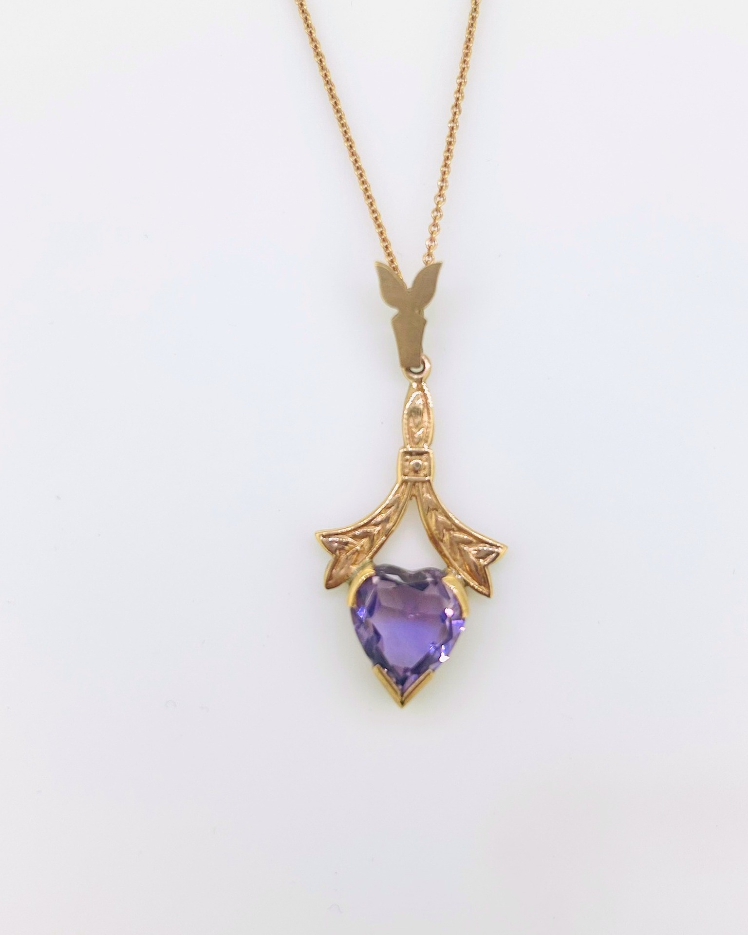 9-carat Rose Gold Heart Amethyst Pendant, Pendant with a heart-shaped amethyst. No weight stated.
