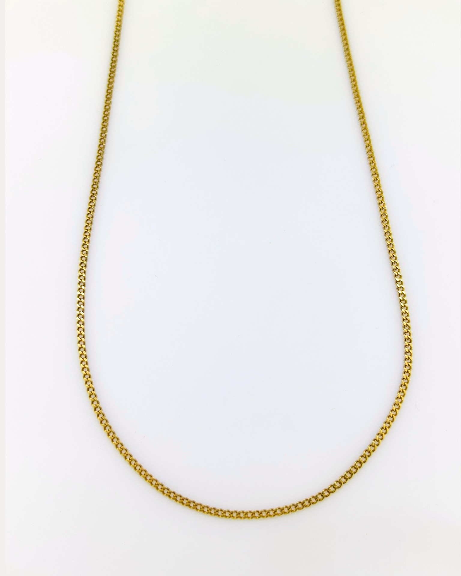 18-carat Yellow Gold 42 cm Fine Curb Chain, Weight: 3.1 g.
