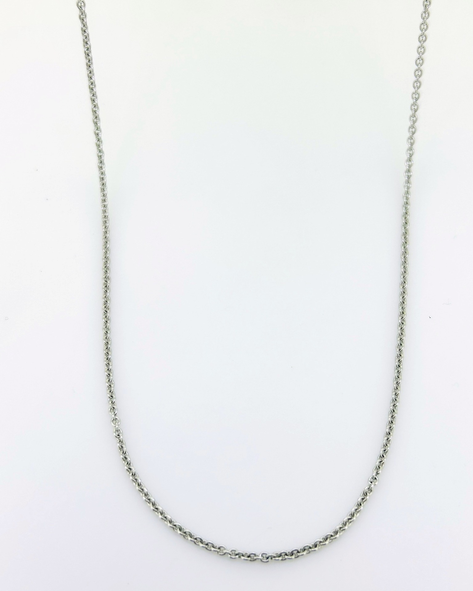 9-carat White Gold 1.5 m Trace Chain, 60 cm, A fine white gold trace chain. Length: 60 cm.