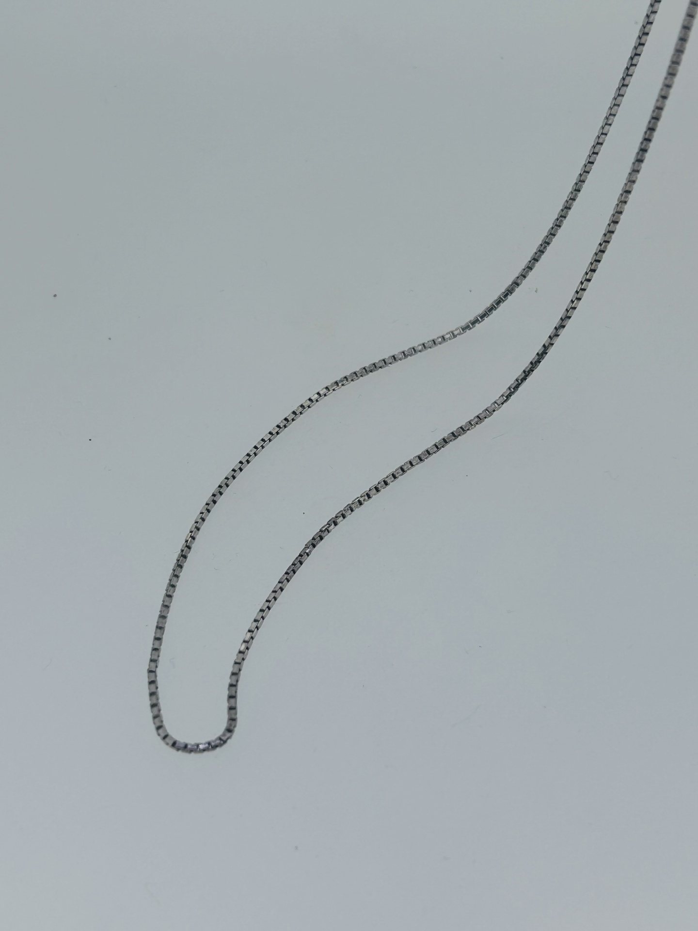 Silver box link chain 58 cm, Box link chain in silver. 58 cm.