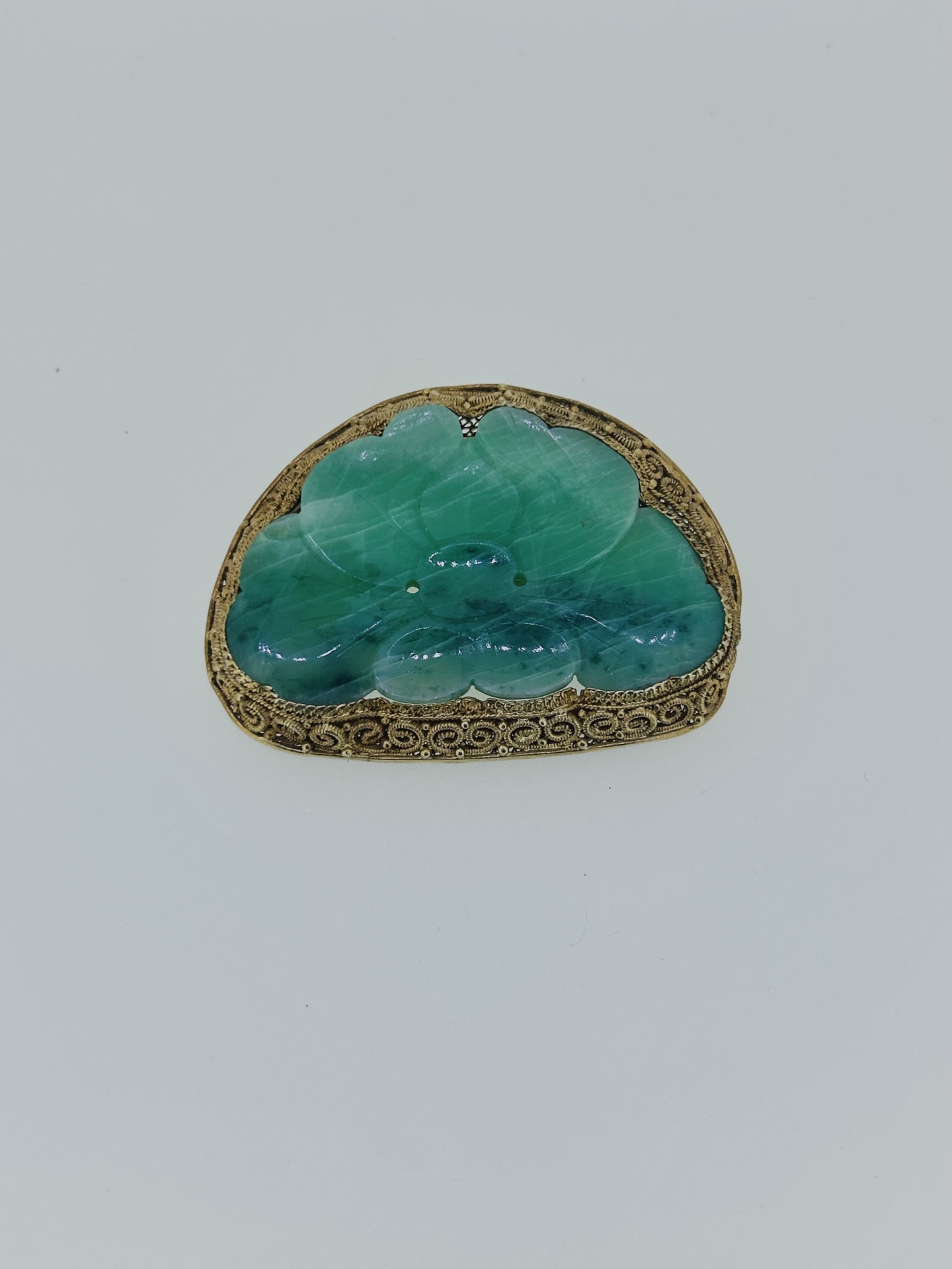 Vintage carved jade lotus flower brooch, Carved jade brooch in lotus flower design set in silver gilt filigree frame.