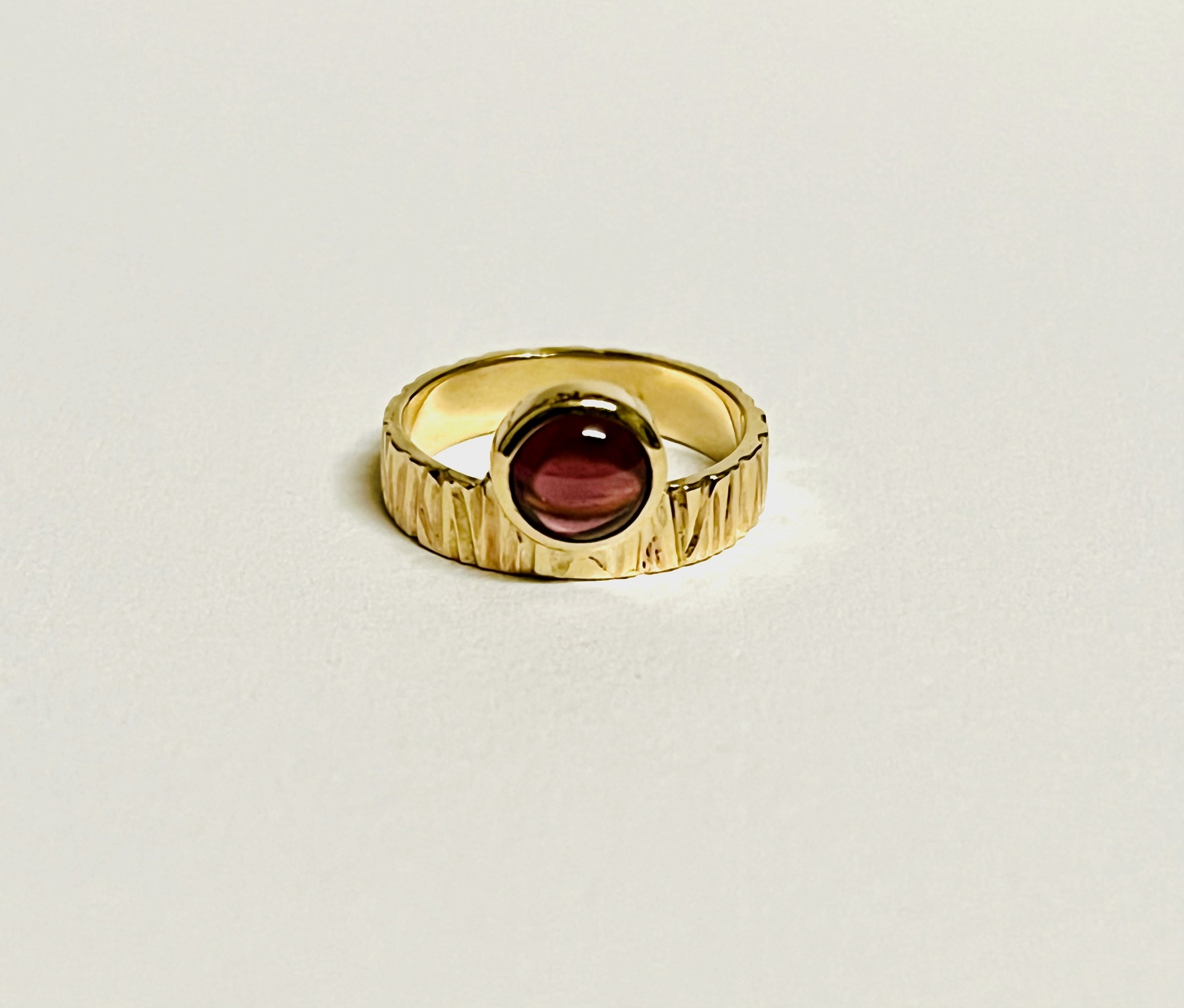 Contemporary Rhodolite Garnet Ring, A 9ct Gold Ring with Rhodolite Garnet