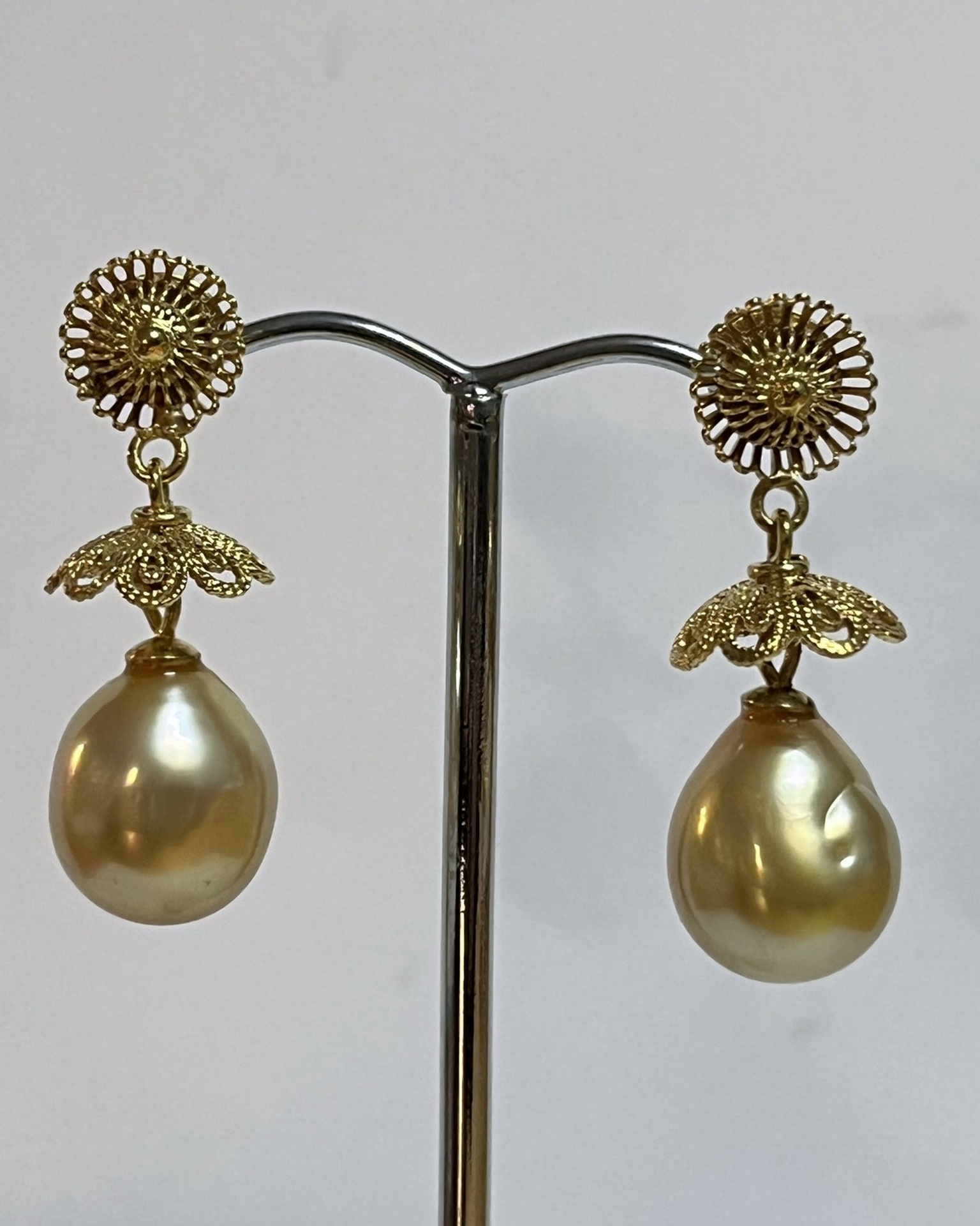 18-carat Yellow Gold Filigree Stud Drop Earrings, With golden pearls. Elegant filigree drop design.