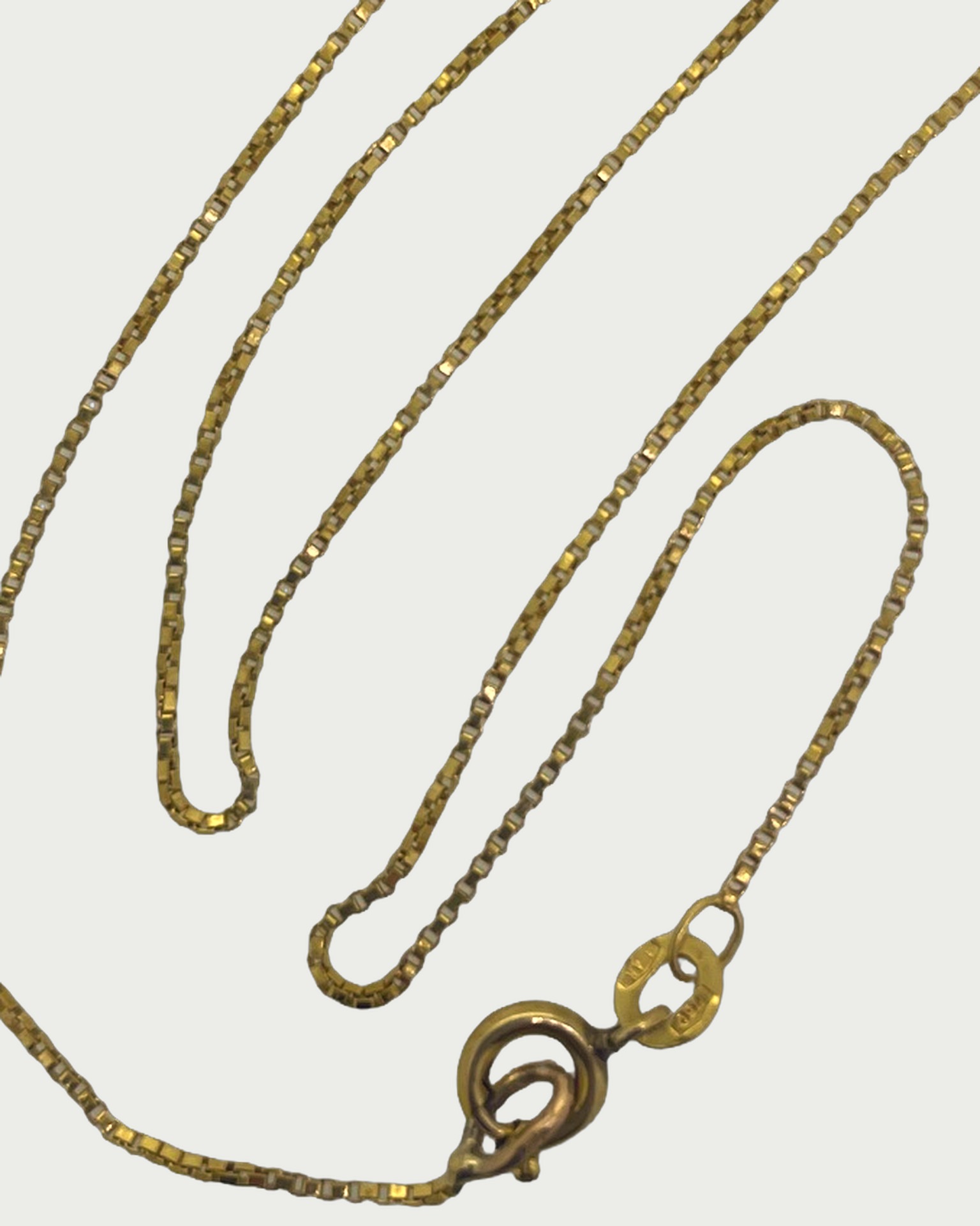 18-carat Yellow Gold Fine Box Chain 36 cm, Fine box chain in yellow gold. 36 cm.